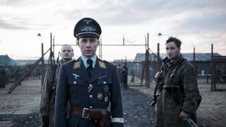 ナチス将校の軍服を拾った若者が独裁者に変貌…実話を基にした衝撃作2月公開