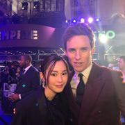 桐谷美玲、エディ・レッドメインと2ショット!『ファンタビ』ロンドンプレミア