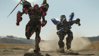 『バンブルビー』トリプルチェンジャー登場!3段変形映像が公開