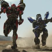 『バンブルビー』トリプルチェンジャー登場!3段変形映像が公開