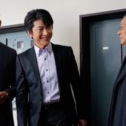 及川光博「相棒」元日SPに出演!水谷豊から現場でハグ