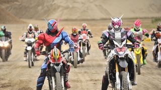 平成仮面ライダー歴代主題歌&映像に胸アツ!『平ジェネ』スペシャル映像