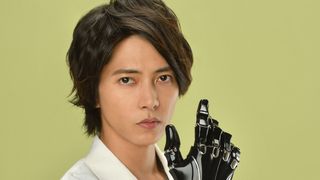 山下智久、義手を持つ天才科学者役！ドラマ「インハンド」に主演＜コメント全文＞