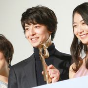 高杉真宙、トロフィーの重さで喜び実感!主演映画『笑顔の向こうに』に自信