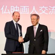 フランスと日本合作協定へ前進!?パリで映画協力協定