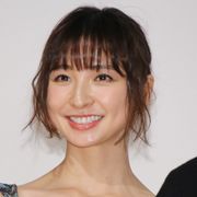 篠田麻里子、夫との2ショット公開!ラブラブ姿に反響