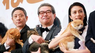 立川志の輔、可愛すぎる猫たちと『ねことじいちゃん』初日祝う