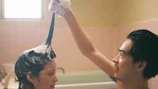 岸井ゆきの&成田凌がお風呂でラブラブ!『愛がなんだ』場面写真