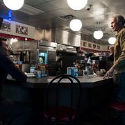 ブラッドリー・クーパー×イーストウッド『運び屋』男たちの人生が交差する共演シーン
