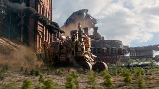 『移動都市/モータル・エンジン』に『ハウルの動く城』の影響は?監督が語る