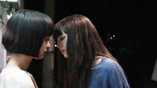 小松菜奈、門脇麦にキス!『さよならくちびる』本予告