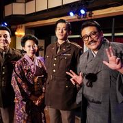 小栗旬主演「二つの祖国」で福田雄一&蜷川実花が夫婦役!知らなかったムロツヨシが動揺