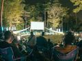 泊まれる公園でオールナイト上映！「夜空と交差する森の映画祭」今年も開催