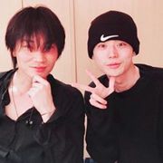 綾野剛、菅田将暉との「6年ぶり」オフツーショット公開に喜びの声