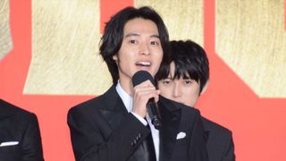 『キングダム』山崎賢人がファンサービスで魅了!