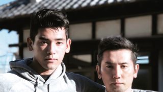本木雅弘、長男・UTAとツーショット 広告で共演