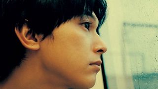 吉沢亮、インタビュー集＆写真集が発売！俳優デビュー10周年に