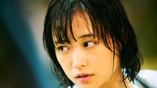 大原櫻子、びしょ濡れでタイムリープ!女子大生探偵役でドラマ初主演