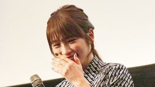柳楽優弥、川栄李奈にユニークな祝福 会場大盛り上がり