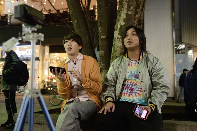 水溜りボンドが本人役で出演!