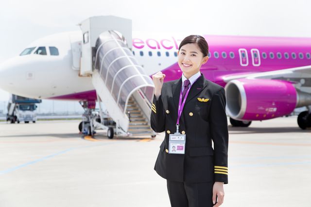 朝比奈彩がパイロットに!