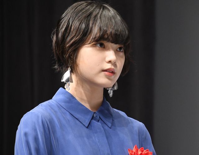 平手友梨奈