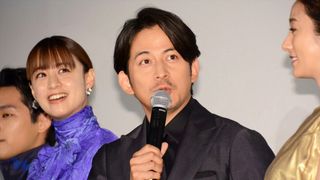 岡田准一の“異常性”を共演者が次々に暴露
