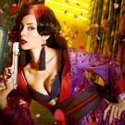 土屋アンナ、大胆セクシー!『Diner ダイナー』で冷酷な殺し屋役