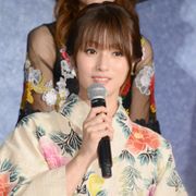 深田恭子、タイトな泥棒スーツ姿に本音「恥ずかしい」