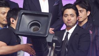 AV監督役の山田孝之、海外でMURANISHIと呼ばれたい!
