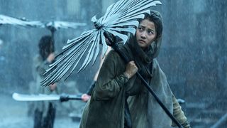 チャン・イーモウの三国志映画、本編映像　驚愕の傘アクション
