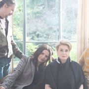 是枝裕和『真実』予告編公開!ベネチアでのスタンディングオベーションの様子も!