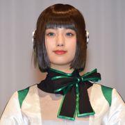 「仮面ライダーゼロワン」秘書のイズが可愛い!と話題