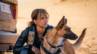 50代ハル・ベリー、年齢なんて関係ない『ジョン・ウィック』で証明