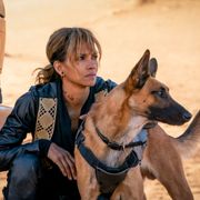 50代ハル・ベリー、年齢なんて関係ない『ジョン・ウィック』で証明