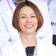 米倉涼子、低髄液圧症候群を患っていた