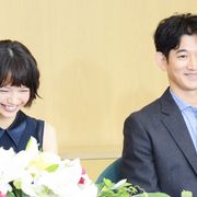 瑛太、宮崎あおいと新春ドラマで「やっと婚約」