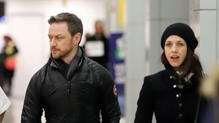 ジェームズ・マカヴォイが極秘結婚
