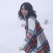 スタイル抜群!大原優乃、写真集の未公開カット