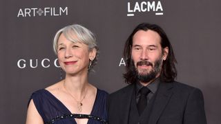 キアヌ・リーヴス、噂の恋人とラブラブ2ショット!