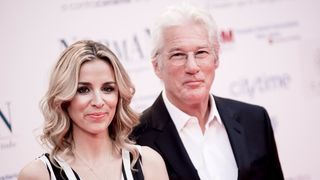 リチャード・ギア70歳、第3子誕生へ!34歳年下妻が妊娠