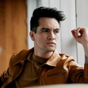 『アナ雪2』エンディング曲はパニック!アット・ザ・ディスコ
