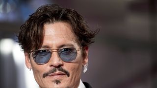 ジョニー・デップ、24歳の美人ダンサーと破局
