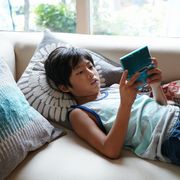 降谷建志&MEGUMIの長男・降谷凪が俳優デビュー!松たか子の息子役に
