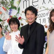 田中圭、若手女優のキラキラしたまなざしに照れ