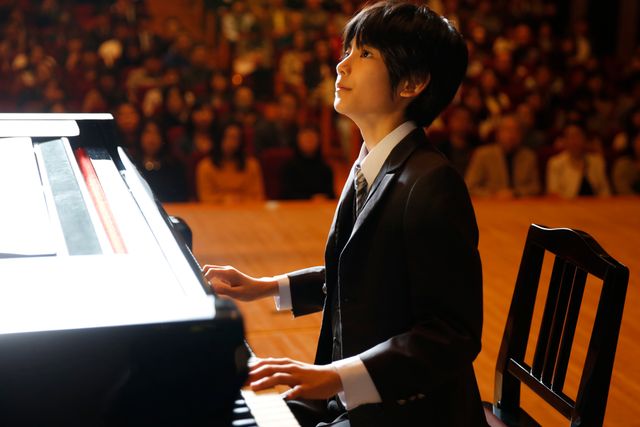 天才ピアニストを演じる城桧吏