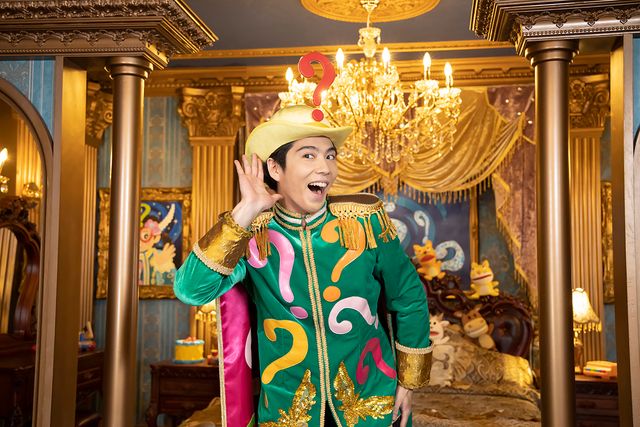 賀来賢人の謎の仮面も！映画『おかあさんといっしょ』予告編公開 シネマトゥデイ