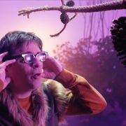 ウィーザー『アナと雪の女王2』劇中シーンを再現!