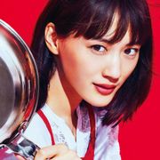 綾瀬はるか×西島秀俊『奥様は、取り扱い注意』来年6月5日に公開!