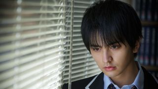 瀬戸利樹、ギャップあるクールな表情！『シグナル100』で新たな魅力